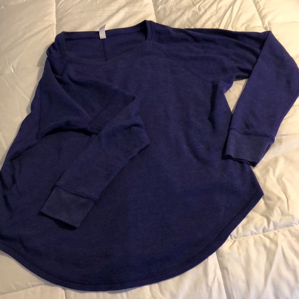 UA long sleeve top